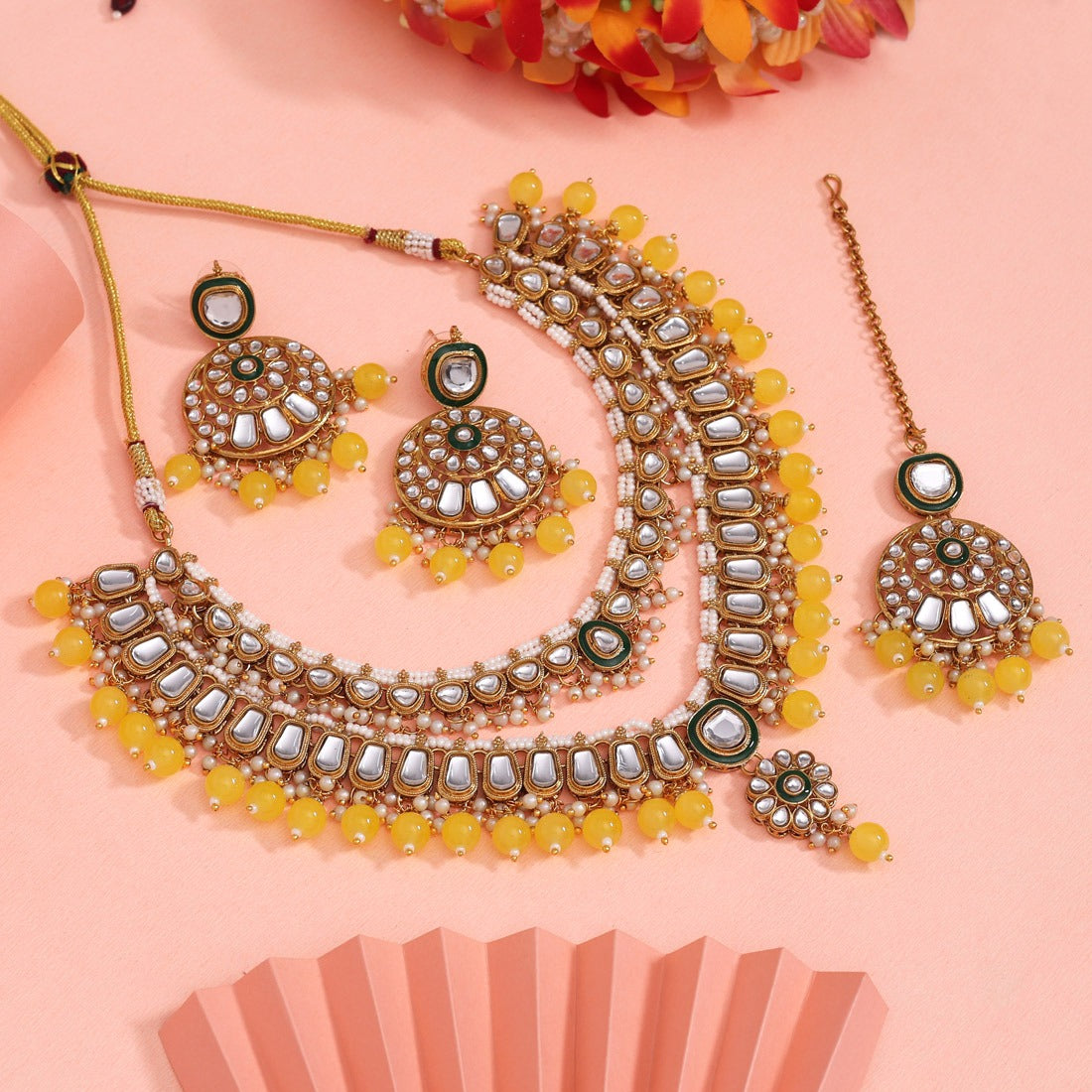 Siya Necklace Set