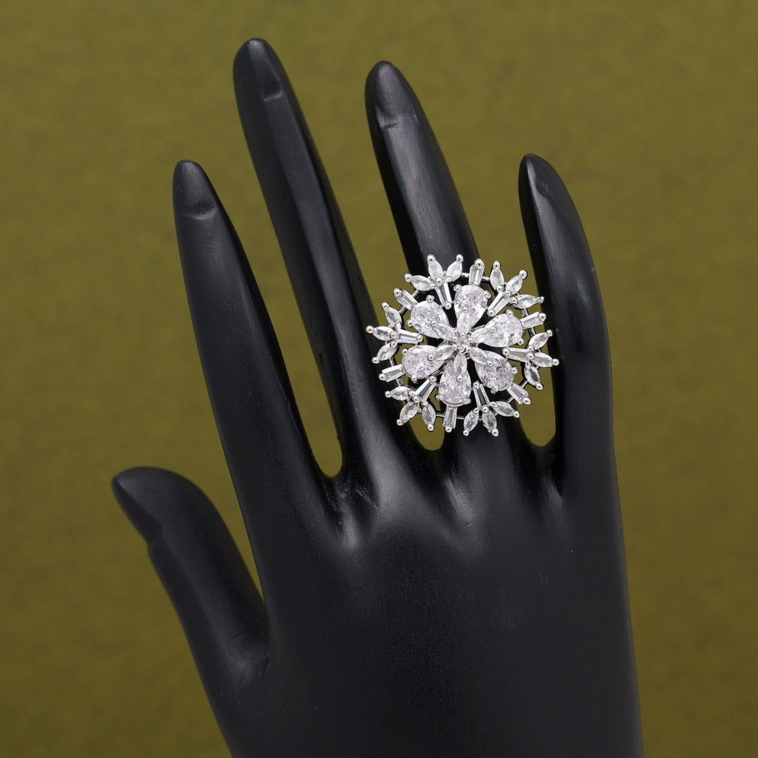 Flake Ring