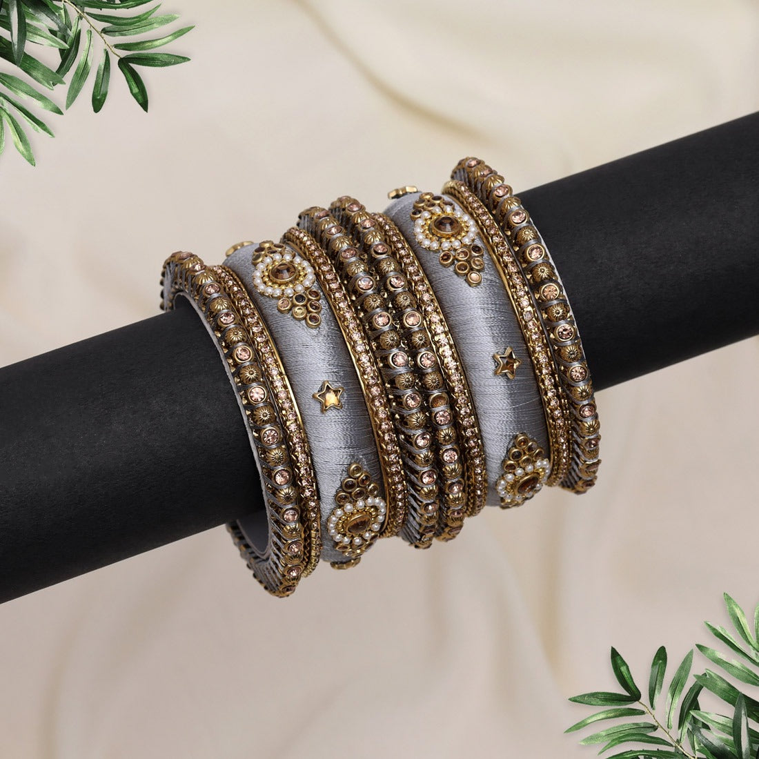 Ruhi Bangles