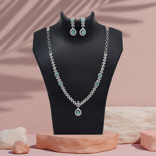 Nush Necklace Set