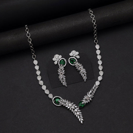 Nova Necklace Set