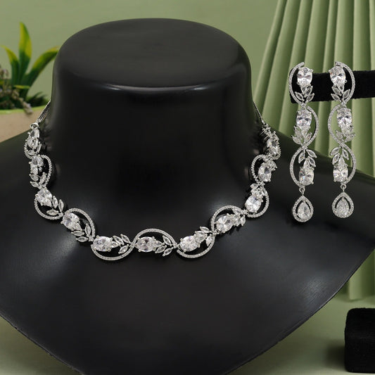 Ivy Necklace Set