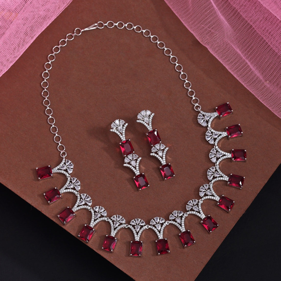 Anaya Necklace Set