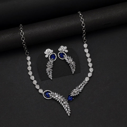 Luna Spark Necklace