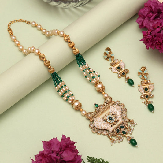 Desi Delight Necklace Set