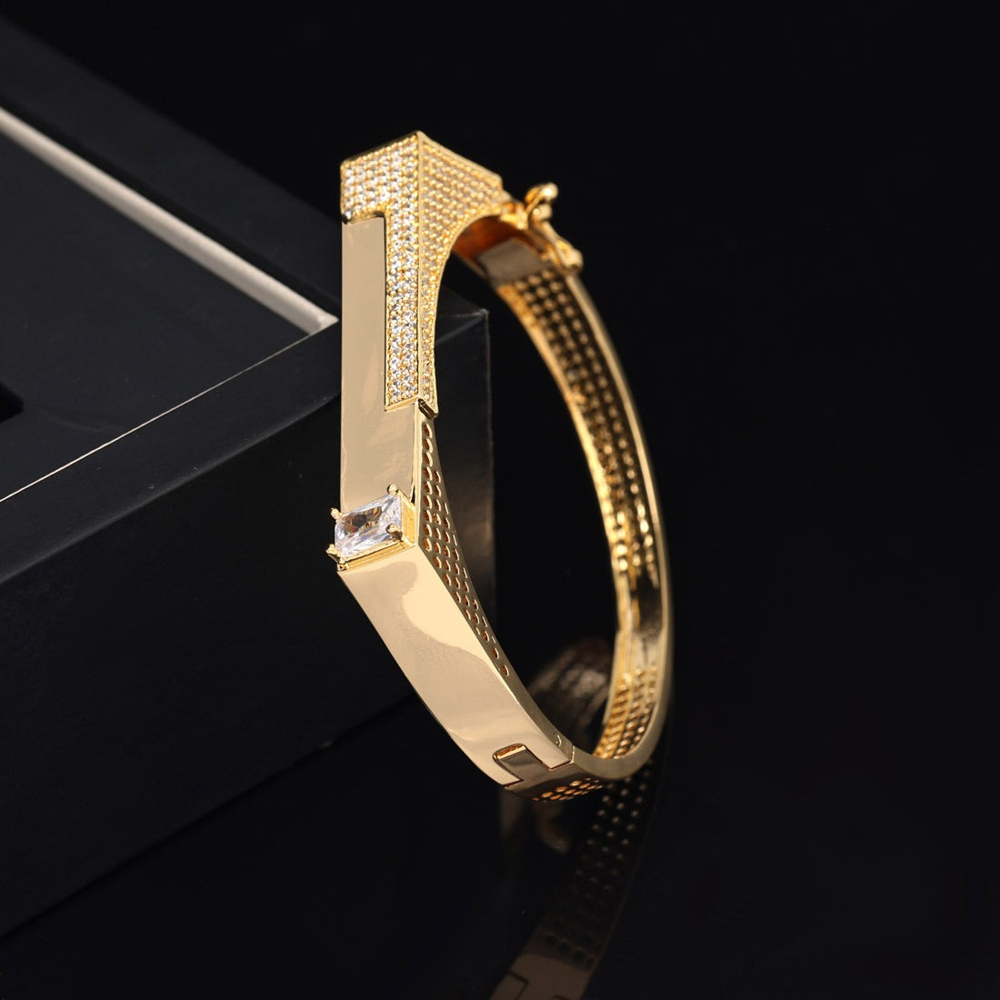 Sona Bracelet