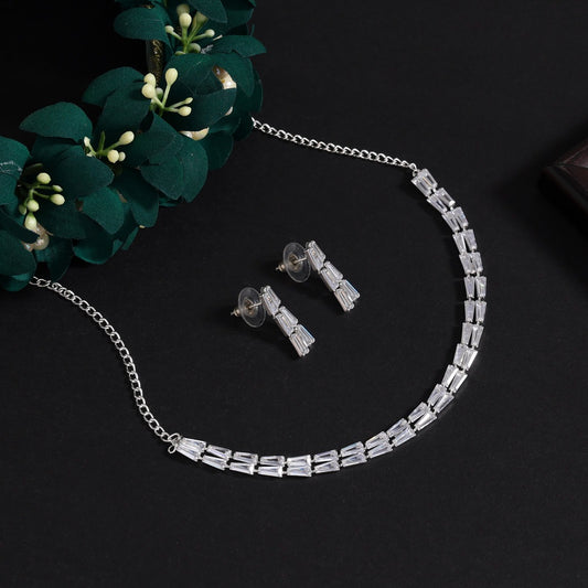Neha Necklace Set