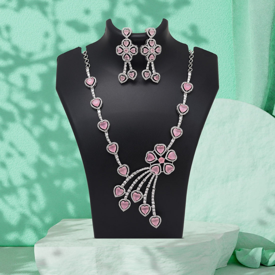 Anika Necklace Set